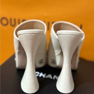 Gucci White Women's Sandals